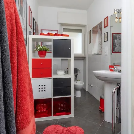 Apartamento Viale Venezia Huge Red Údine