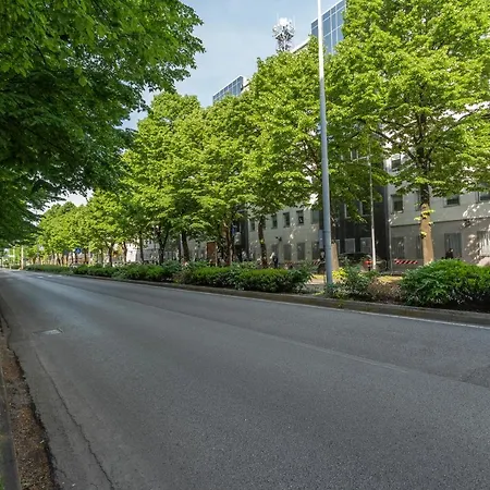 Viale Venezia Huge Red *