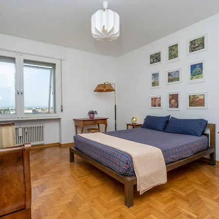 Apartman Viale Venezia Huge Red